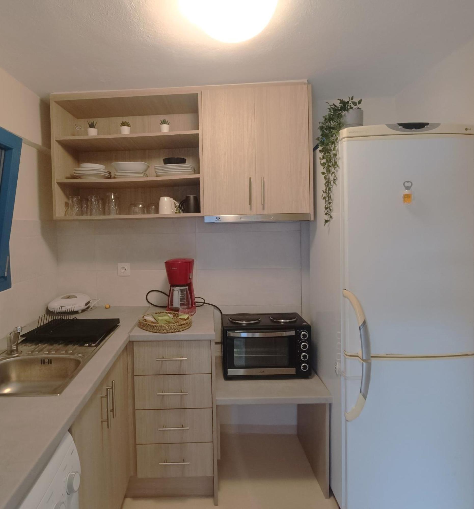 Thea Apartments Emporeios  Luaran gambar
